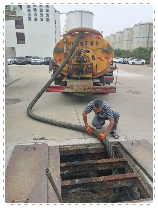 京口隔油池清掏